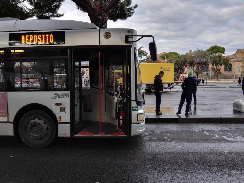 Giovedì 18 giugno nuovo sciopero dei trasporti: a rischio a Roma  bus, metro e treni