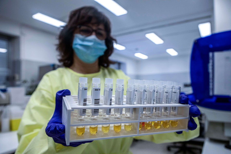 Nel Lazio 2.735 casi: nella Asl Roma 5 i positivi sono 299