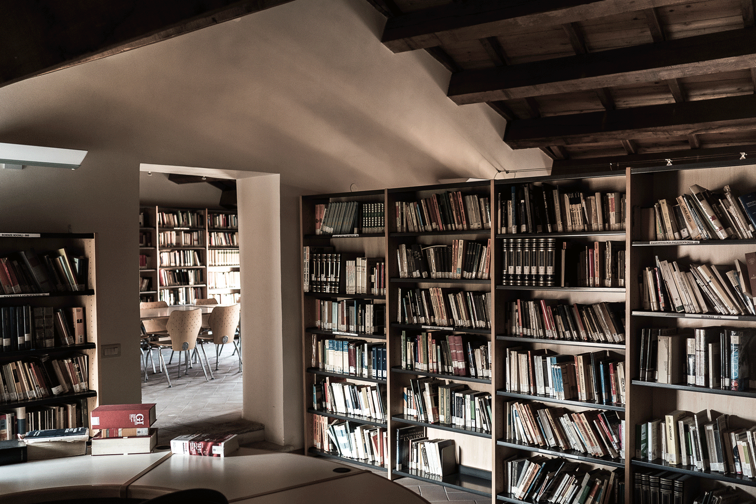 Biblioteca Comunale Tivoli: soltanto per i servizi di prestito e restituzione dei libri