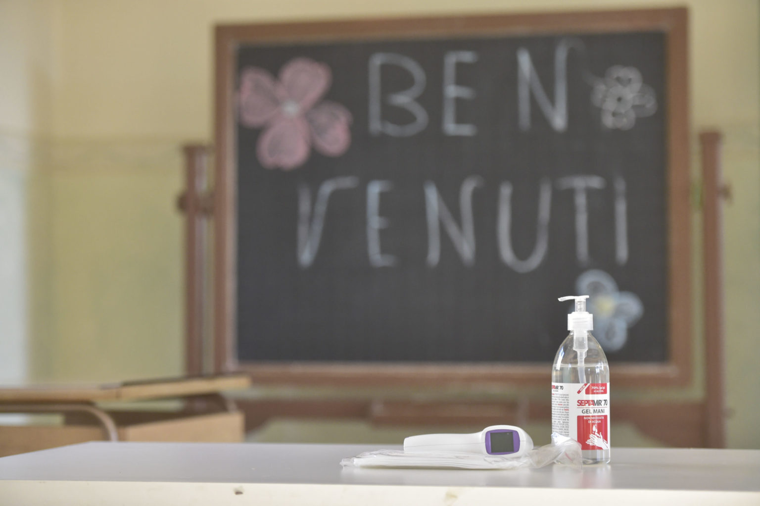 Regione Lazio: 100% DAD per le scuole superiori fino al 18 gennaio