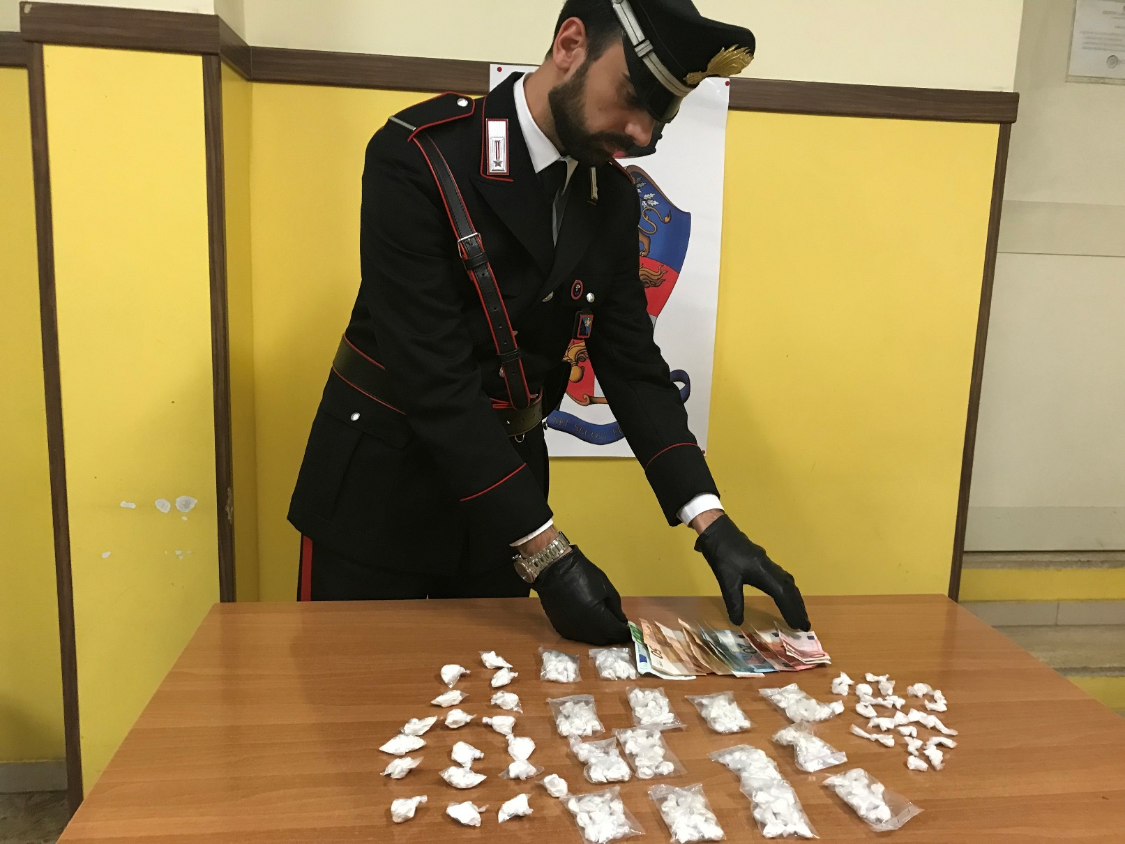 Roma: controlli antidroga dei Carabinieri nelle ultime ora. Sequestrate dosi di cocaina e shaboo