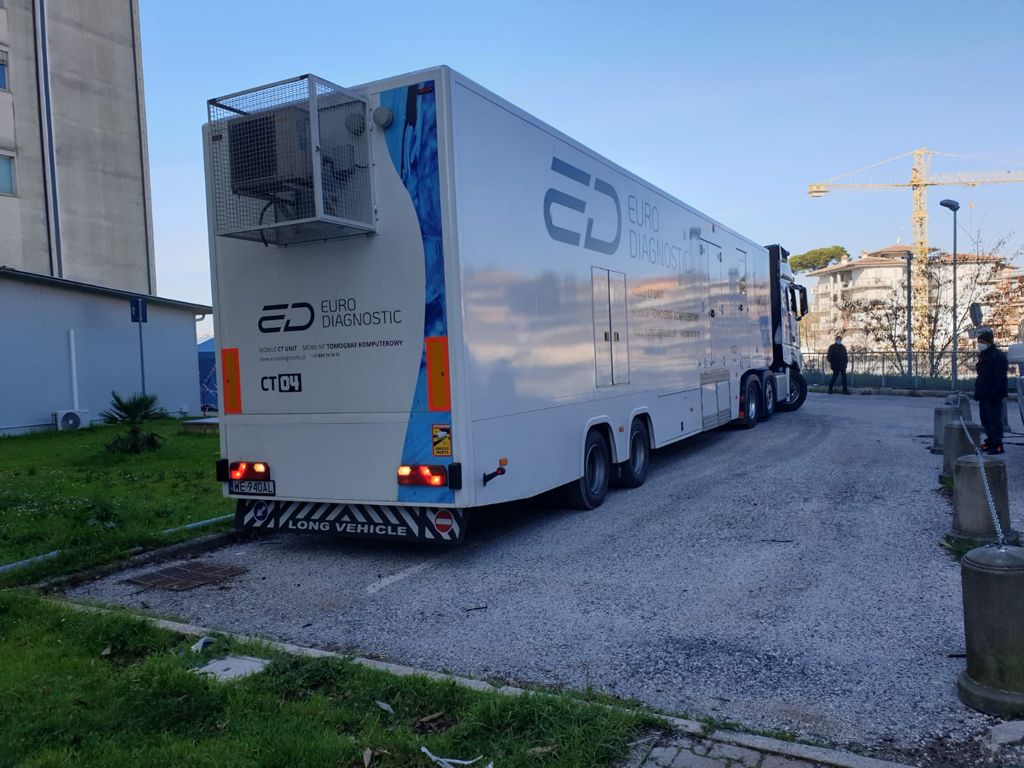 All’ospedale di Palestrina una TAC mobile montata su ruota