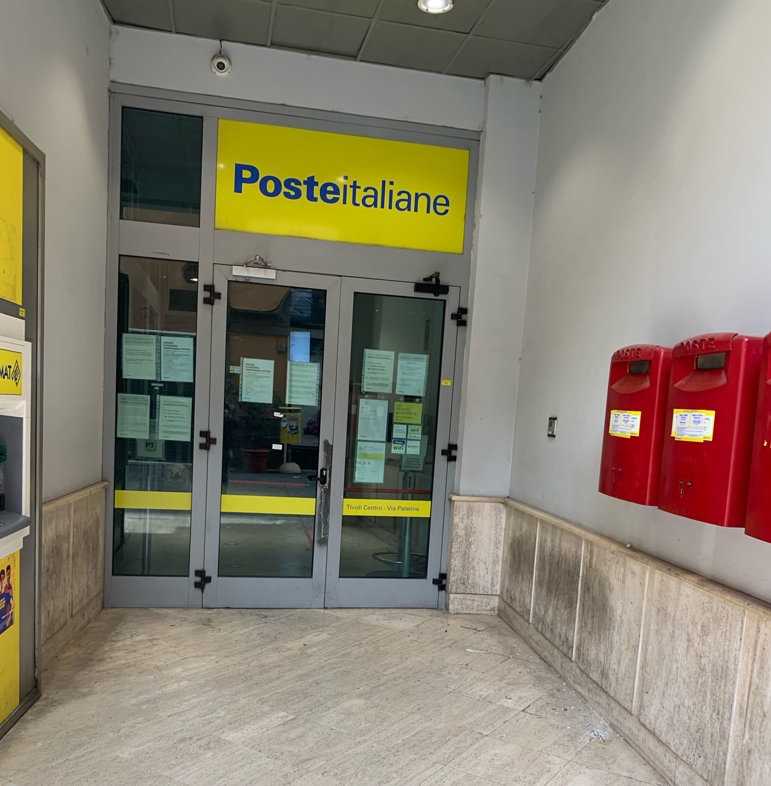 Tivoli: lo sportello delle Poste a via Palatina chiuso per lavori