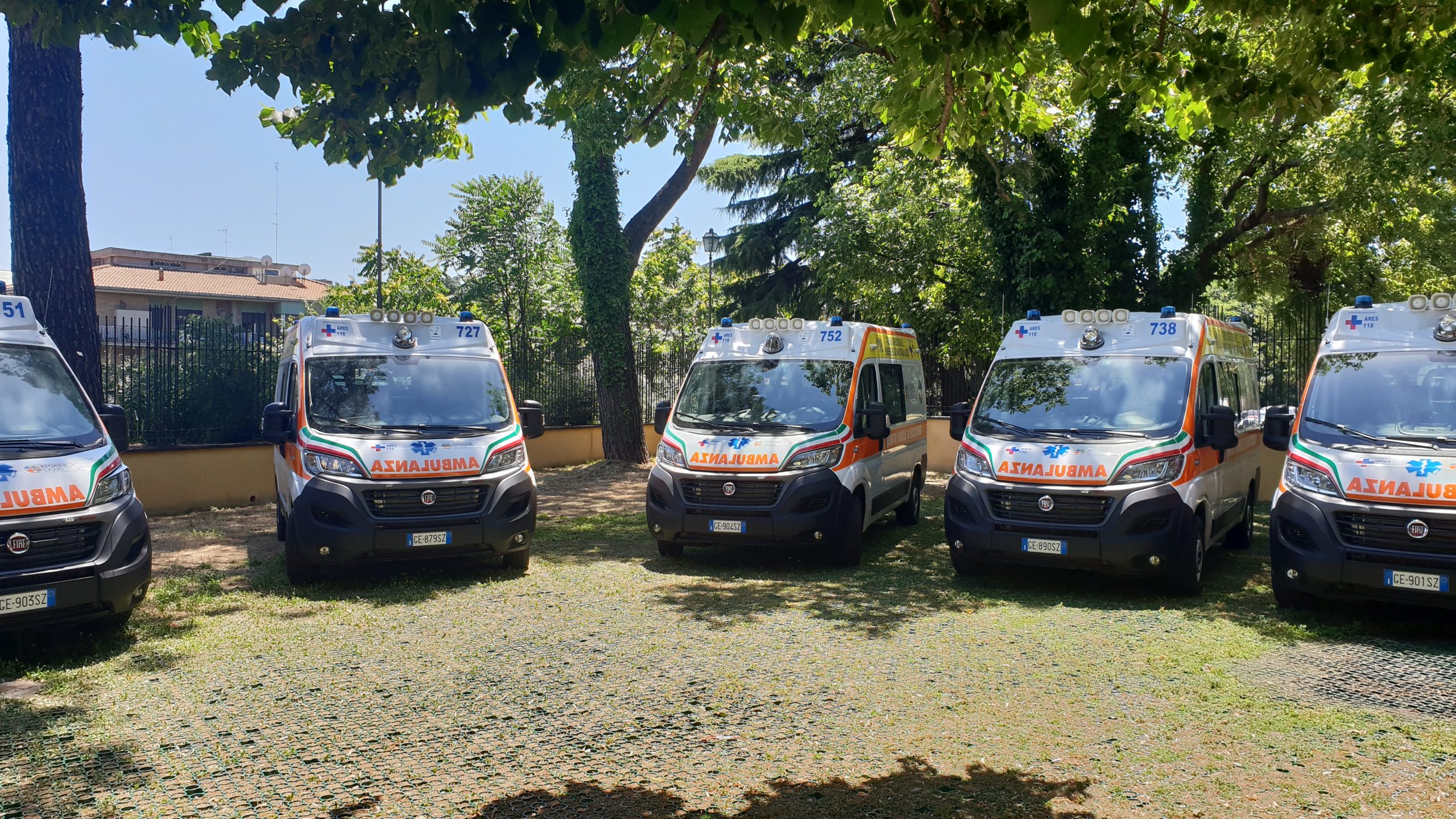 Sanità Lazio: 33 nuove ambulanze per Ares 118