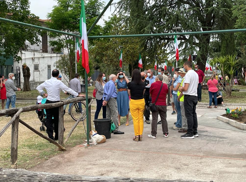 Giardini Andersen a Villa Adriana c’è “Regala un fiore”