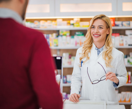 Al via le vaccinazioni nelle farmacie, in 800 le adesioni nel Lazio