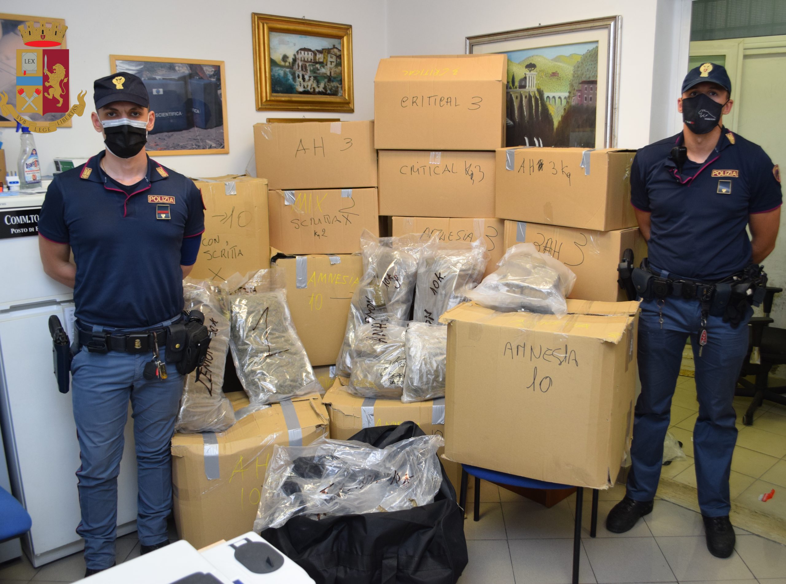 Tivoli: sequestrati dalla Polizia di Stato oltre 120 kg di droga tra marijuana e hashish