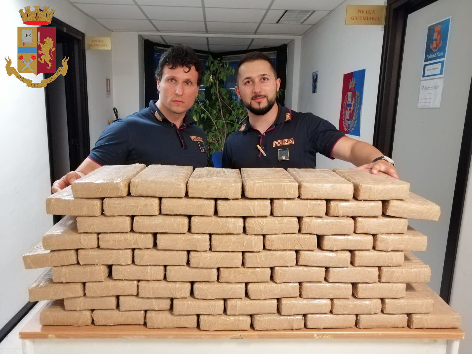 Fiano Romano. 36enne arrestato dalla Polizia di Stato, viaggiava su una Panda con 68 kg di cocaina purissima