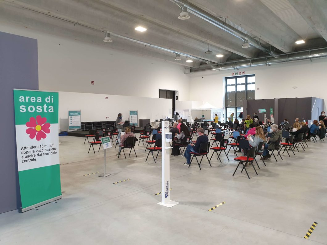 Nel Lazio 55mila nuove prenotazioni del vaccino dopo le nuove norme sul green pass