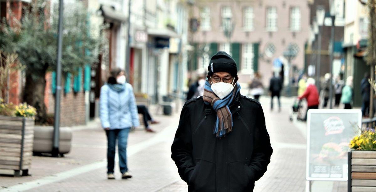 Covid: nel Lazio dal 23 dicembre obbligo mascherine all’aperto