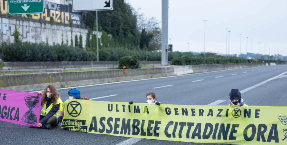 Bloccata l’Aurelia, ieri il Raccordo da parte di Extinction Rebellion