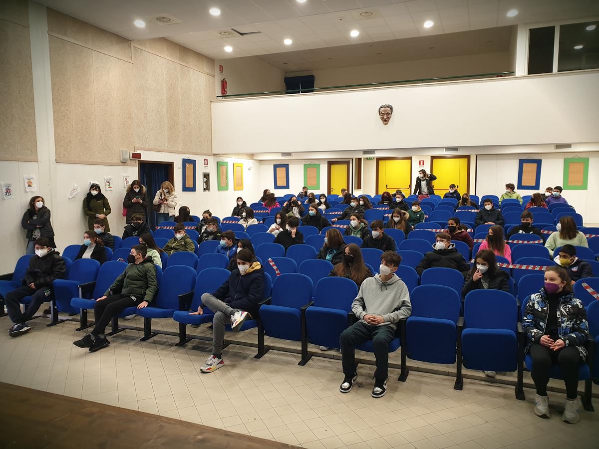 Guidonia: la scuola “Eduardo De Filippo” contro la pirateria online