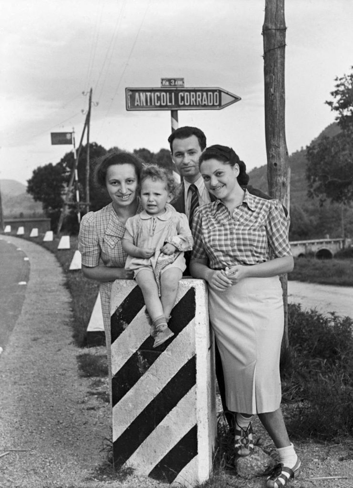 Una mostra con foto di Emanuele Cavalli ad Anticoli Corrado