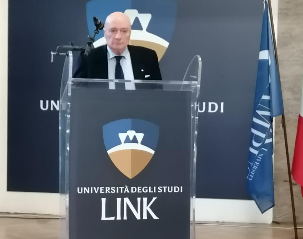 Tra i candidati cattolici alla Regione Di Nicola mira alla sensibilizzazione morale