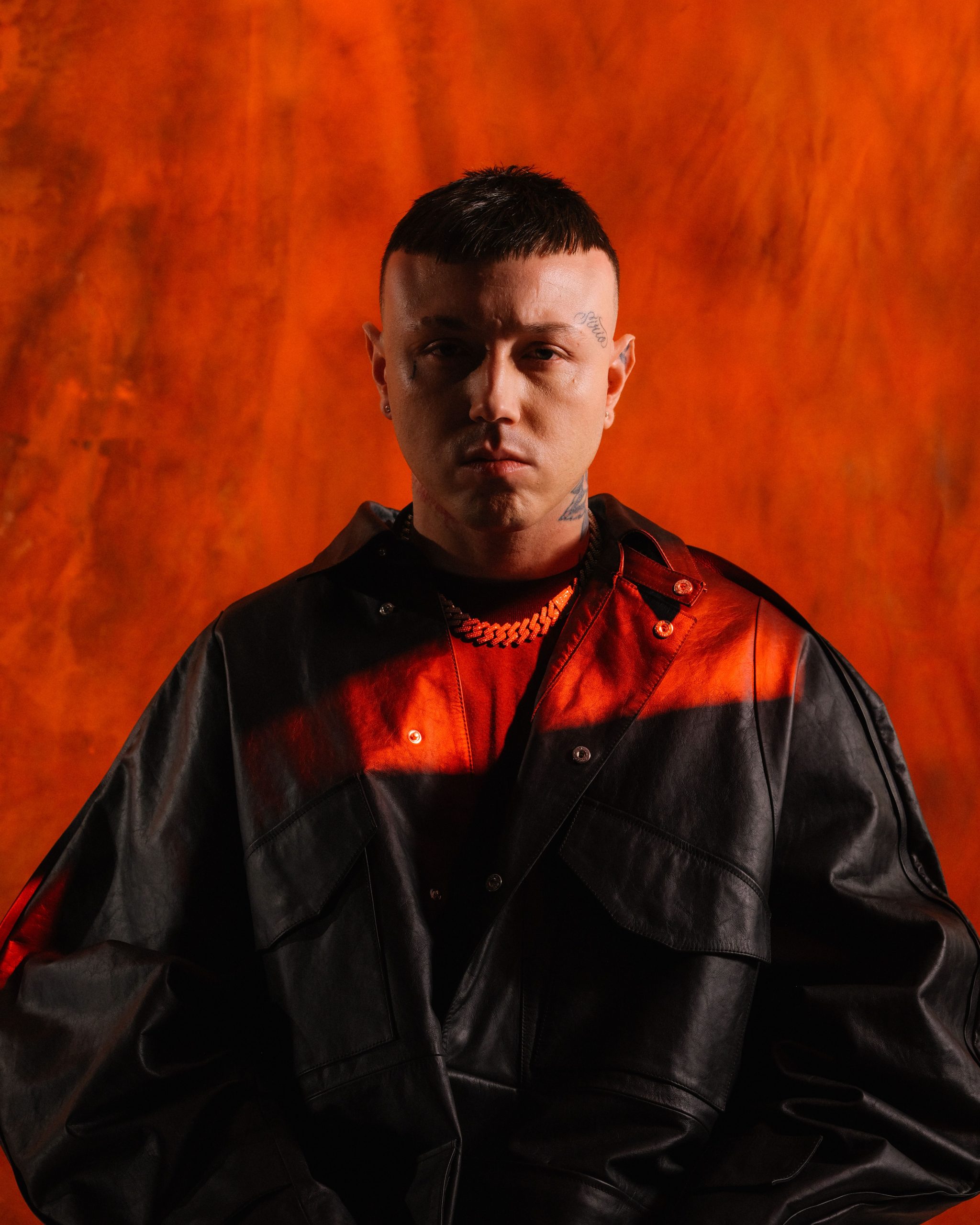 Lazza, da Sanremo a “Rock in Roma”