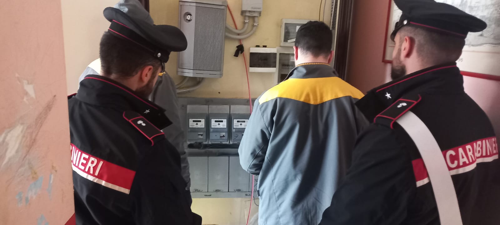 Castelverde: 18 denunciati per allacci abusivi di acqua ed energia elettrica