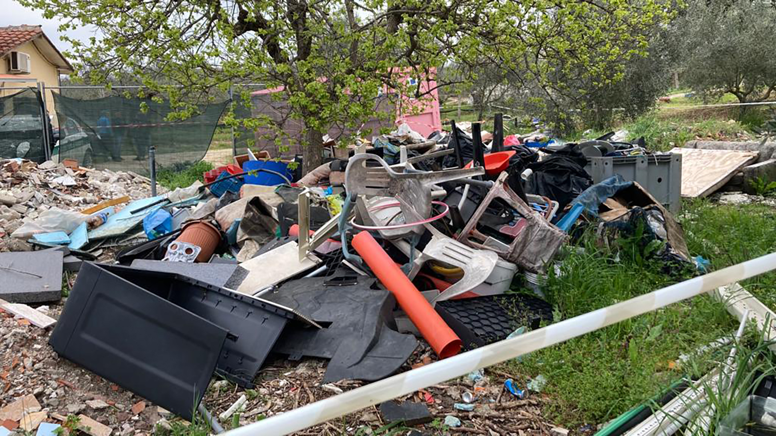Bonifica di una discarica nelle campagne di Guidonia Montecelio
