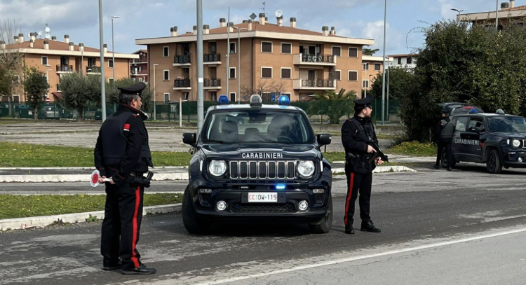 Carabinieri: controllo tra Tivoli e Guidonia, 3 persone denunciate