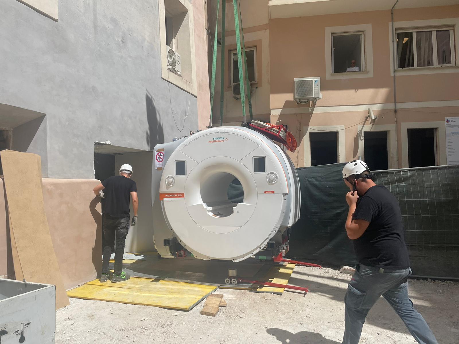 Ospedale di Tivoli: consegnata la prima unità di risonanza magnetica