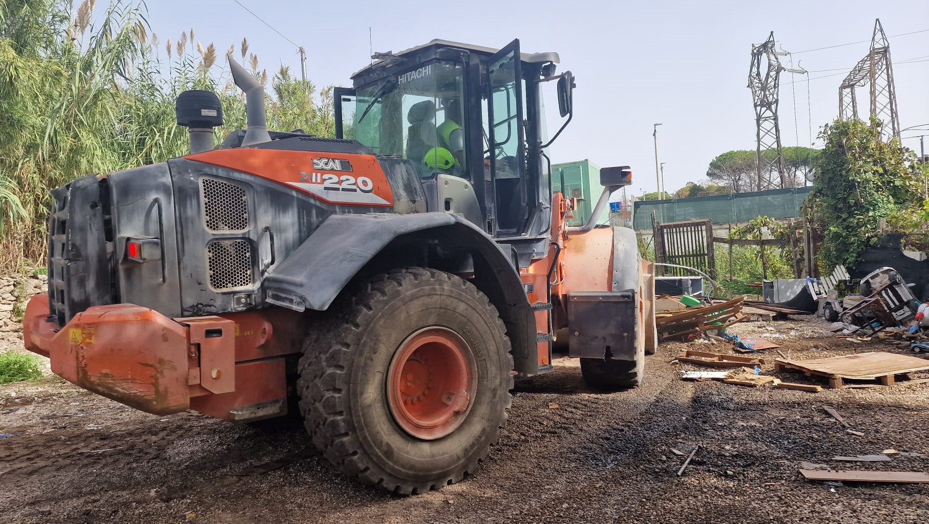 Albuccione: demolite altre baracche abusive nel campo nomadi