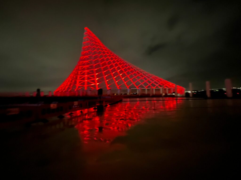 Giubileo, Vela di Calatrava prove tecniche di illuminazione