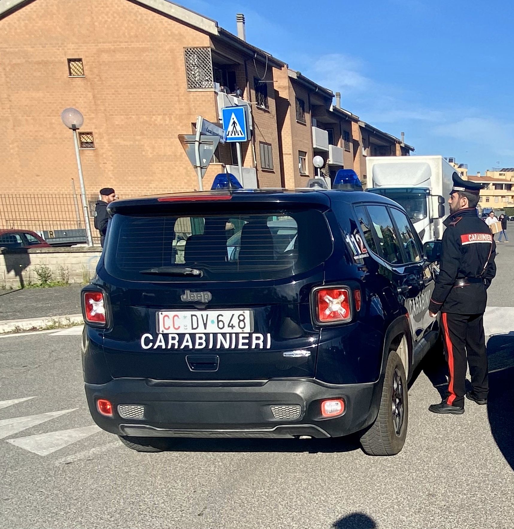 Tivoli Terme: arrestate due persone per rapina in un supermercato