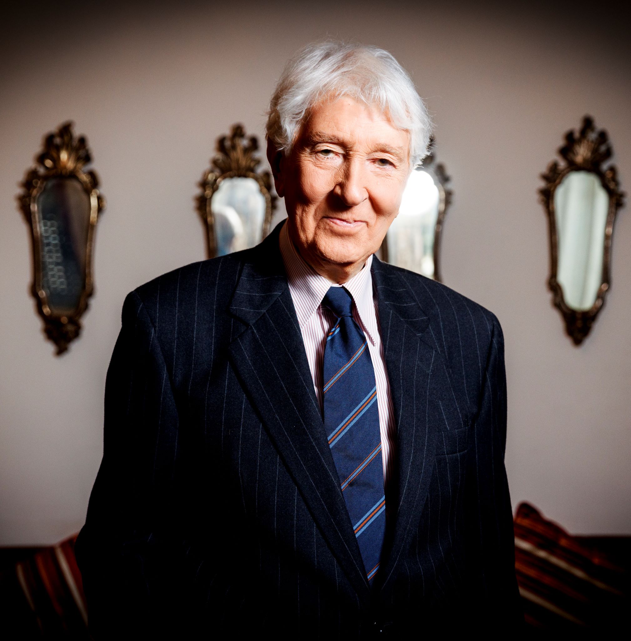 Il Teatro di Roma celebra 80 anni di libertà con Corrado Augias