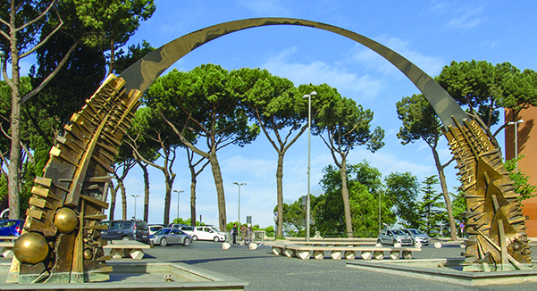 Tivoli ricorda Arnaldo Pomodoro, il maestro della scultura contemporanea