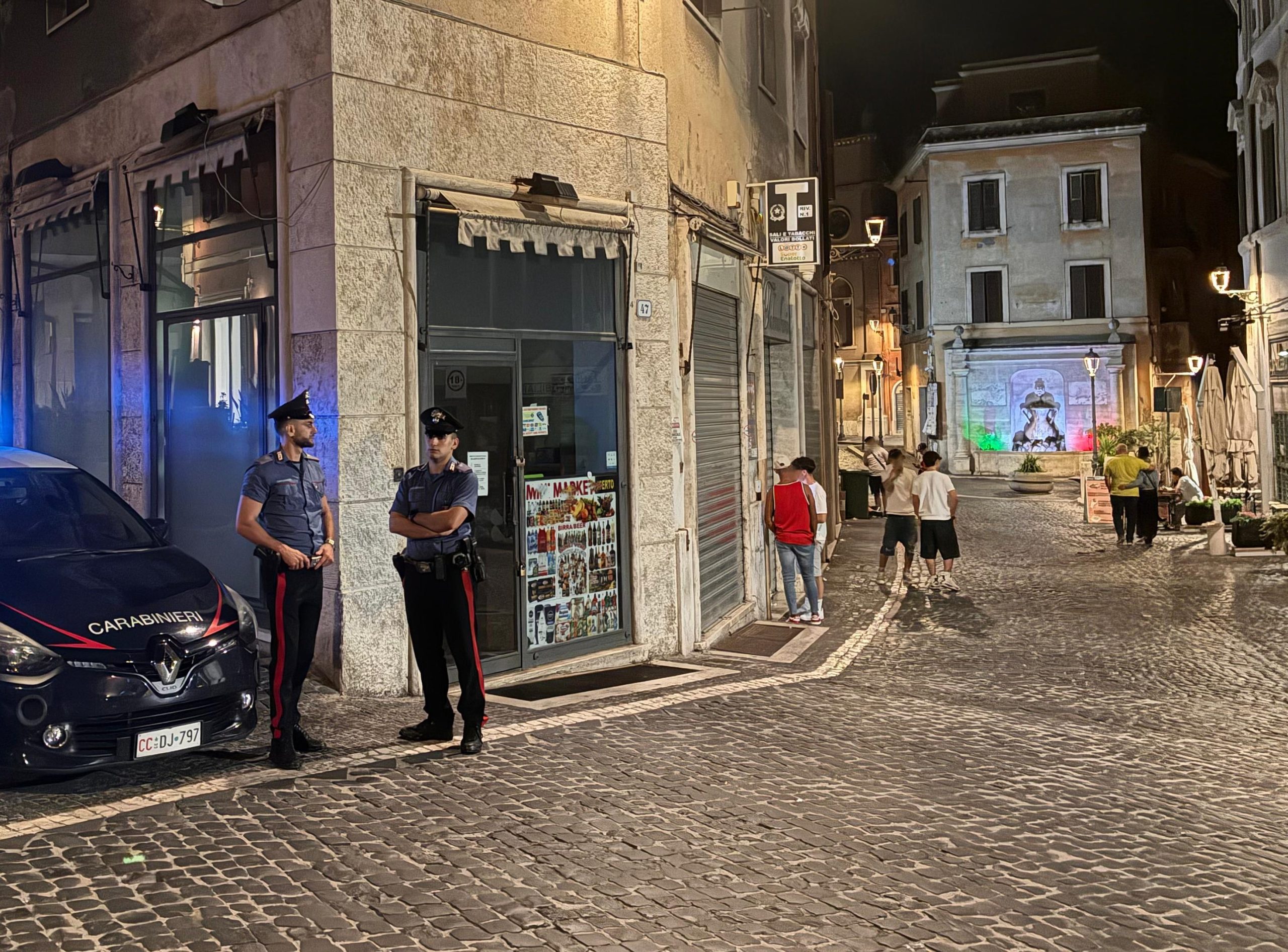 Tivoli: nuove ordinanze su alcol e orari dei negozi