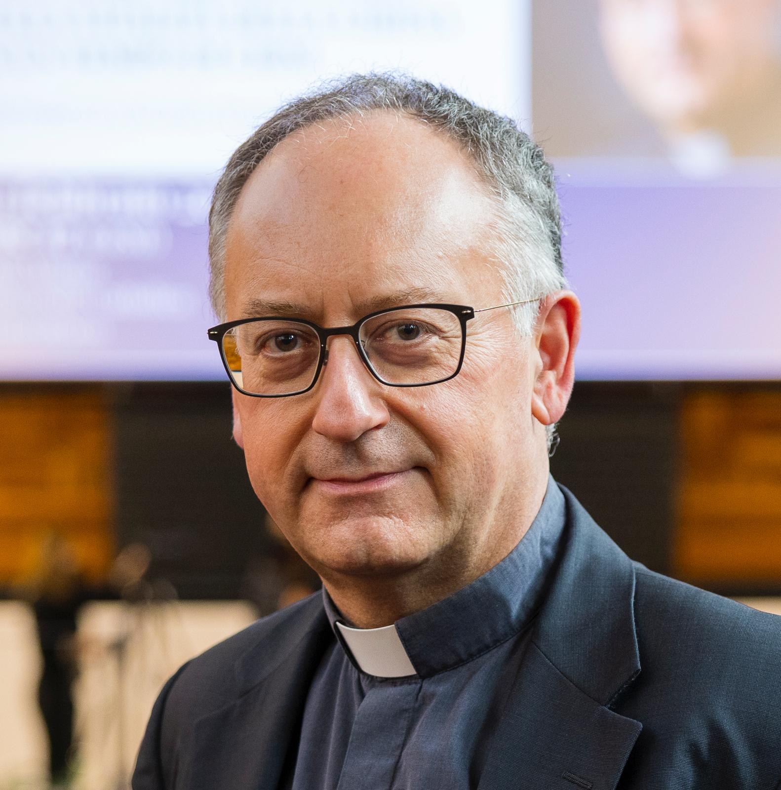 Tivoli ospita Antonio Spadaro per la presentazione del libro “Da Francesco a Leone”