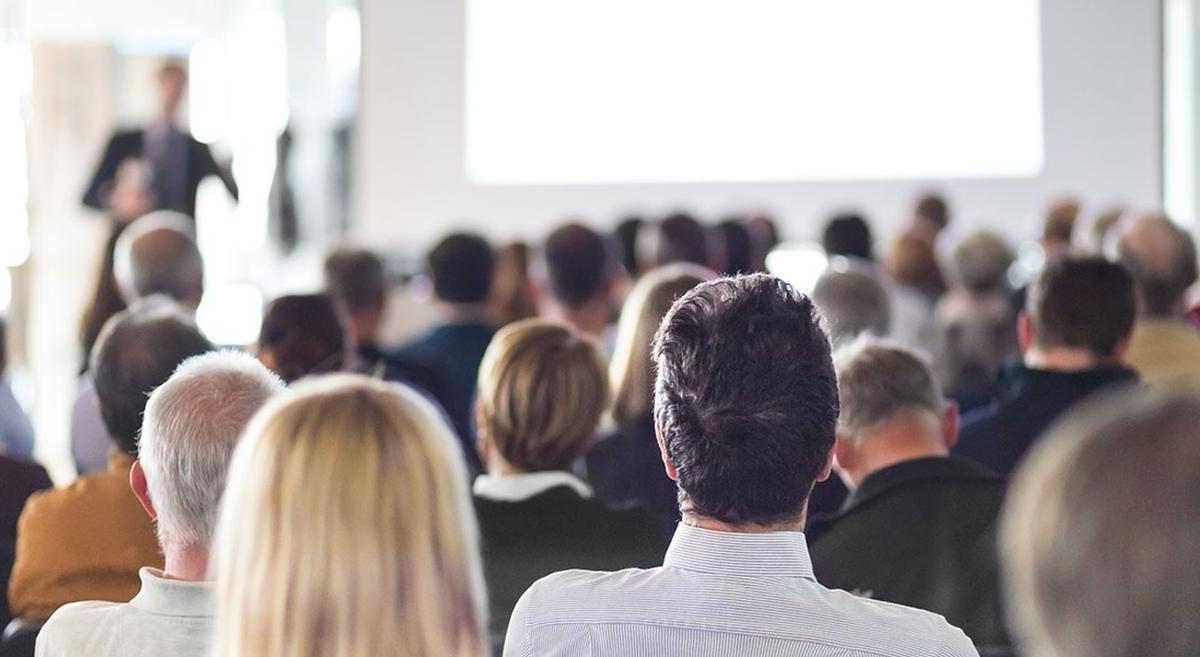 Assemblea di condominio, ora puoi registrare tutto senza avvisare | la legge sorprende chi urla di più