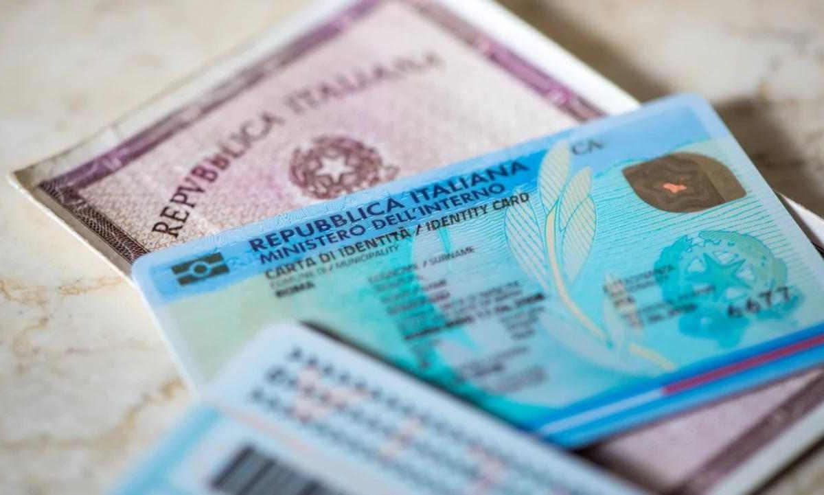 Carta d’identità: finiti gli appuntamenti in comune per il rinnovo | la nuova regola semplifica tutto