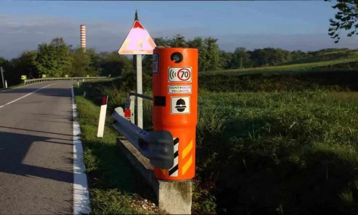 Codice della strada più severo | con autovelox e nuovi limiti gli incassi da multe volano a 1,25 miliardi: quali città sentono di più il salasso