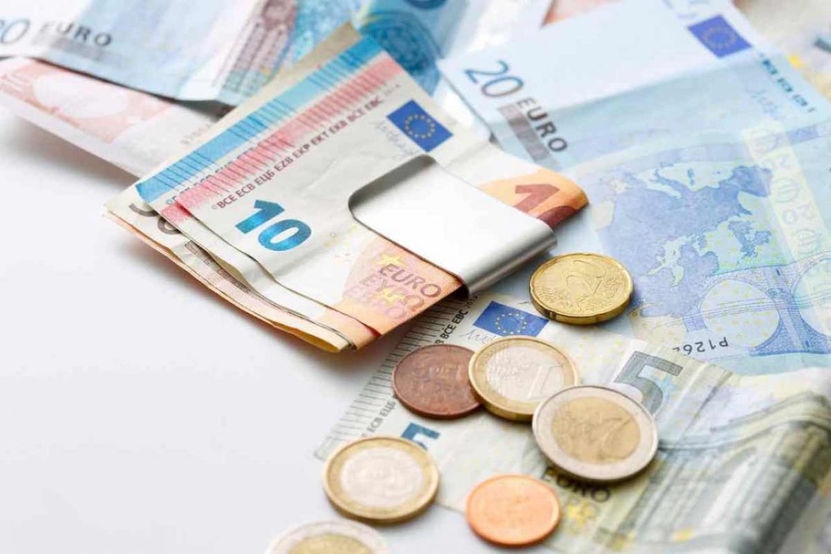 Lo chiamano “Bonus automatico”: con quest’ISEE lo sgravio parte in automatico | Chi sono i fortunati