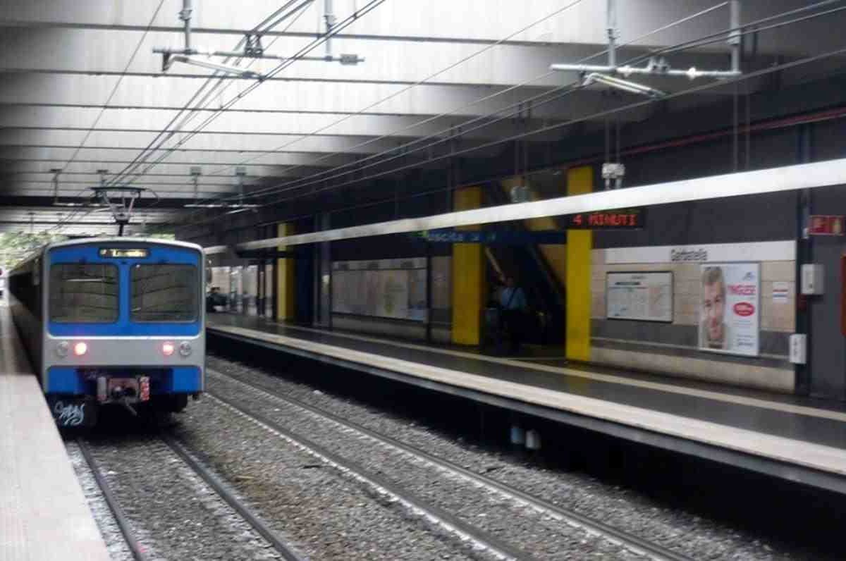 Metro B, slitta il potenziamento: i nuovi treni arriveranno più avanti | l’attesa degli utenti continua