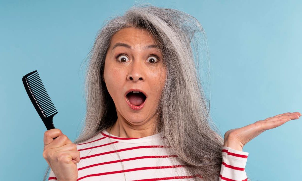 Addio tinta per capelli: non ti servirà più andare dal parrucchiere ogni mese con questo trucchetto | Rapido, veloce e naturale