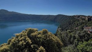 Lago di Castel Gandolfo al sole (Instagram)