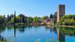 Lago a sermoneta (pexels)
