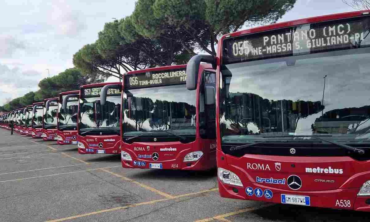 Trasporti a Roma, svolta clamorosa: il mega sconto Metrebus ora punta a migliaia di persone | La proposta che può cambiare tutto