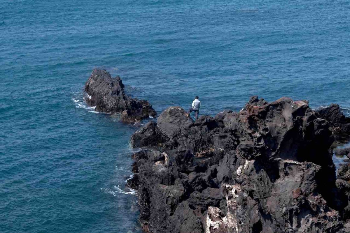È considerato il gioiello del litorale laziale ed è preso d’assalto ogni anno: questo piccolo borgo è tra i più belli d’Italia