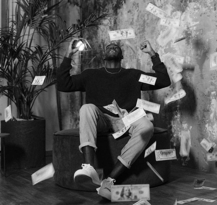 pioggia di soldi - Notizialocale