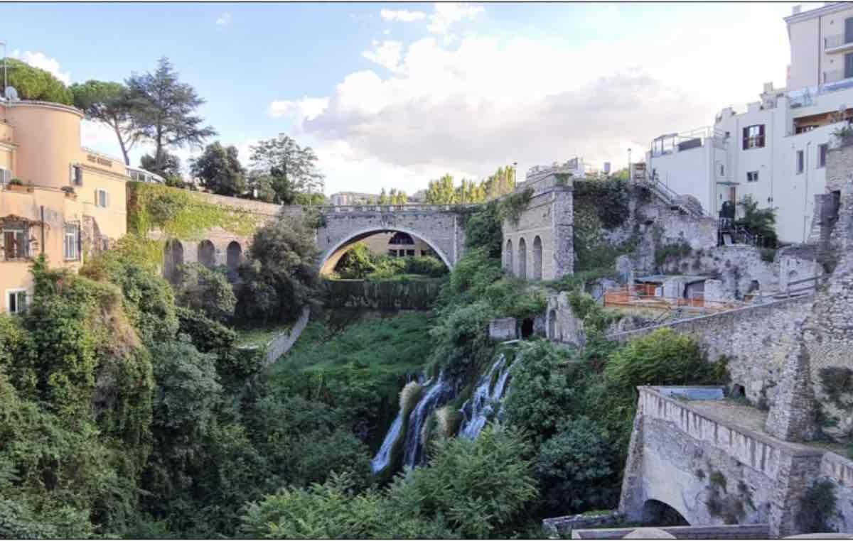 Tivoli, per un albero da abbattere altri 14 vengono piantati: spesi 10 mila euro