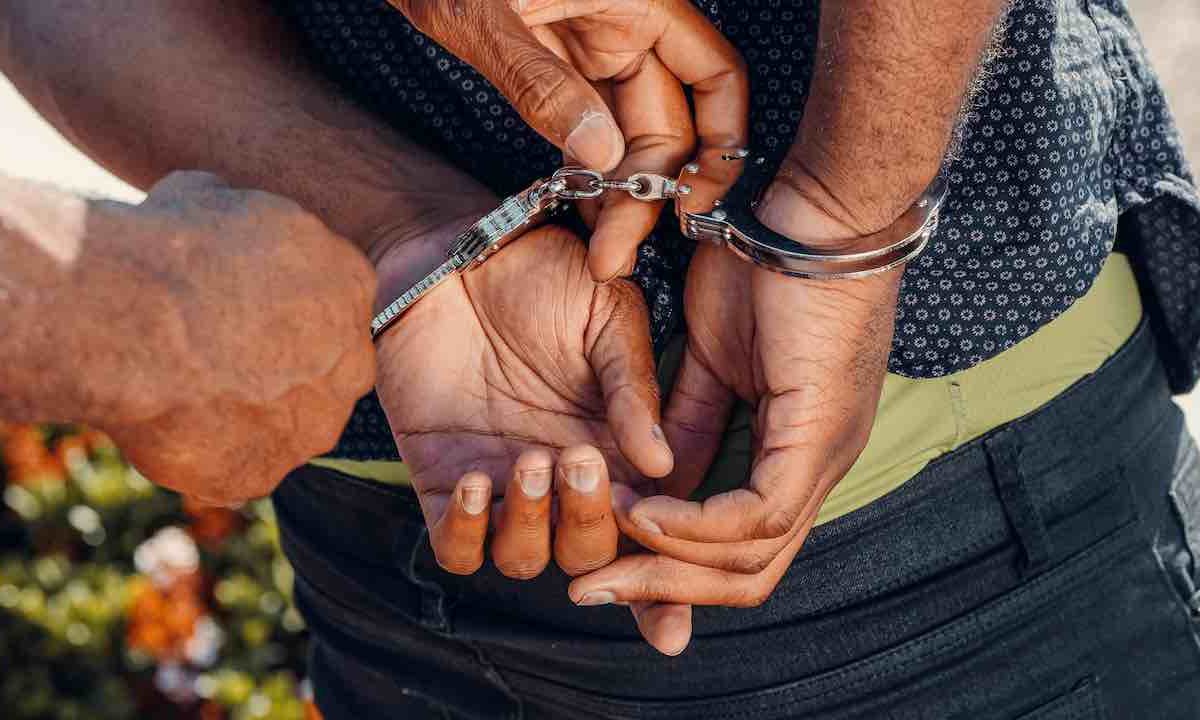 Spacciatore arrestato (pexels)